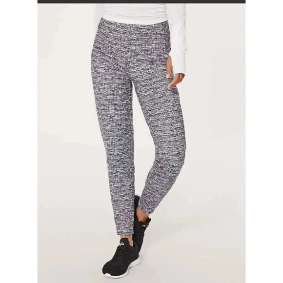 Lululemon Run On Joggers Gray Heathered Size 6 - Picture 10 of 11